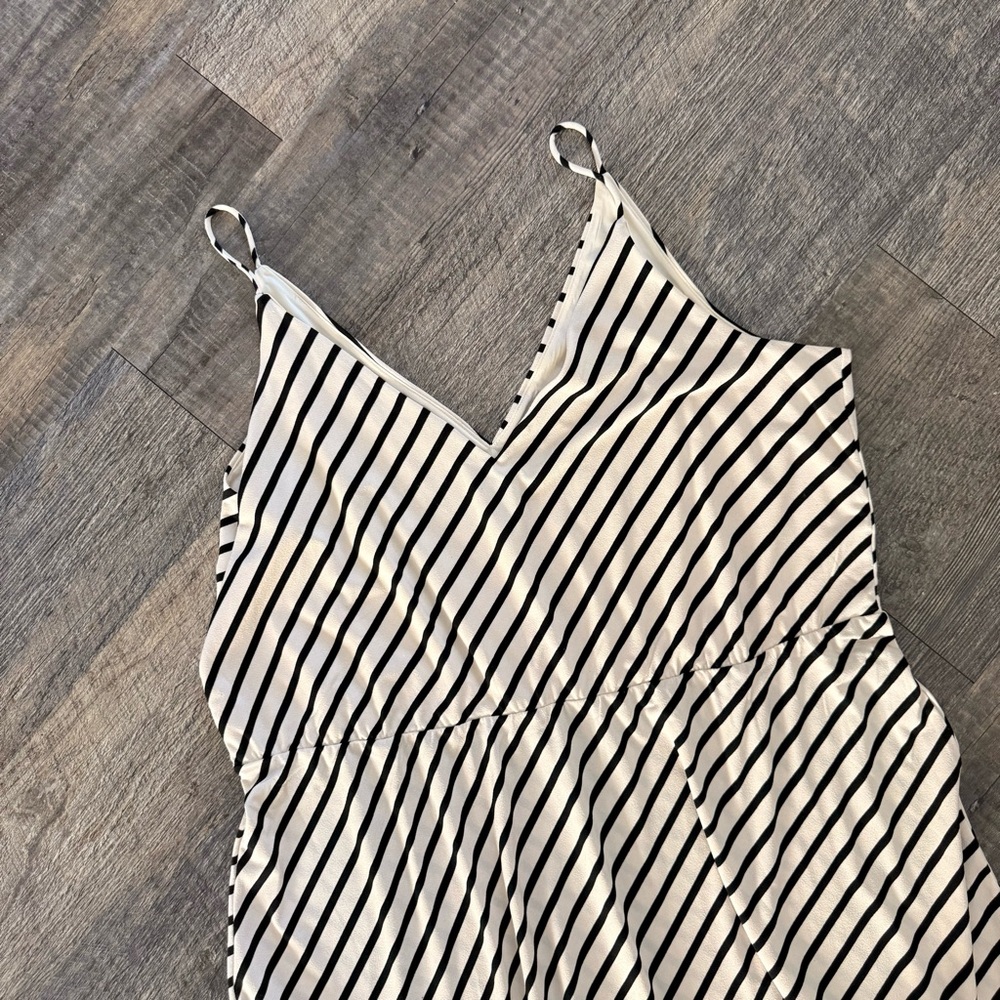 H&M Monochrome Striped Midi Dress - Picture 5 of 5